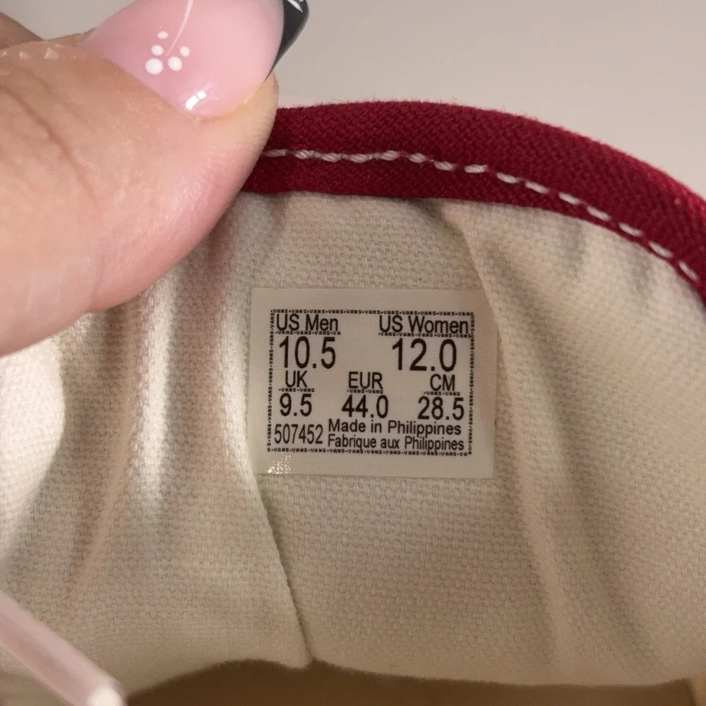 Vans preowned good